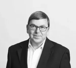 Dr. Klaus Holthausen